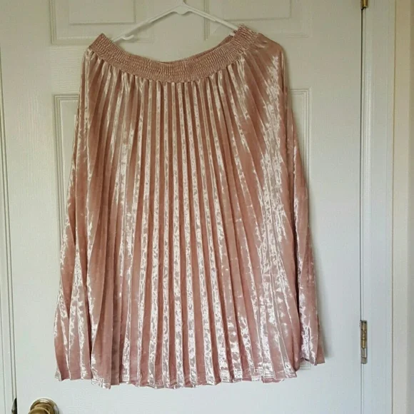 A New Day Pink Crushed Velvet Pleated Midi Skirt — Size M - Picture 2 of 5